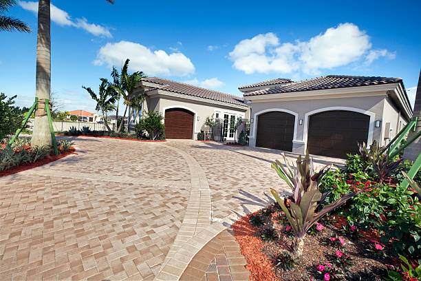 Best Commercial Driveway Pavers  in Cibolo, TX